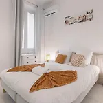 Josi - 2 Chambres, Central, 10Mn Du Palais&Plages, Neuf, Clim
