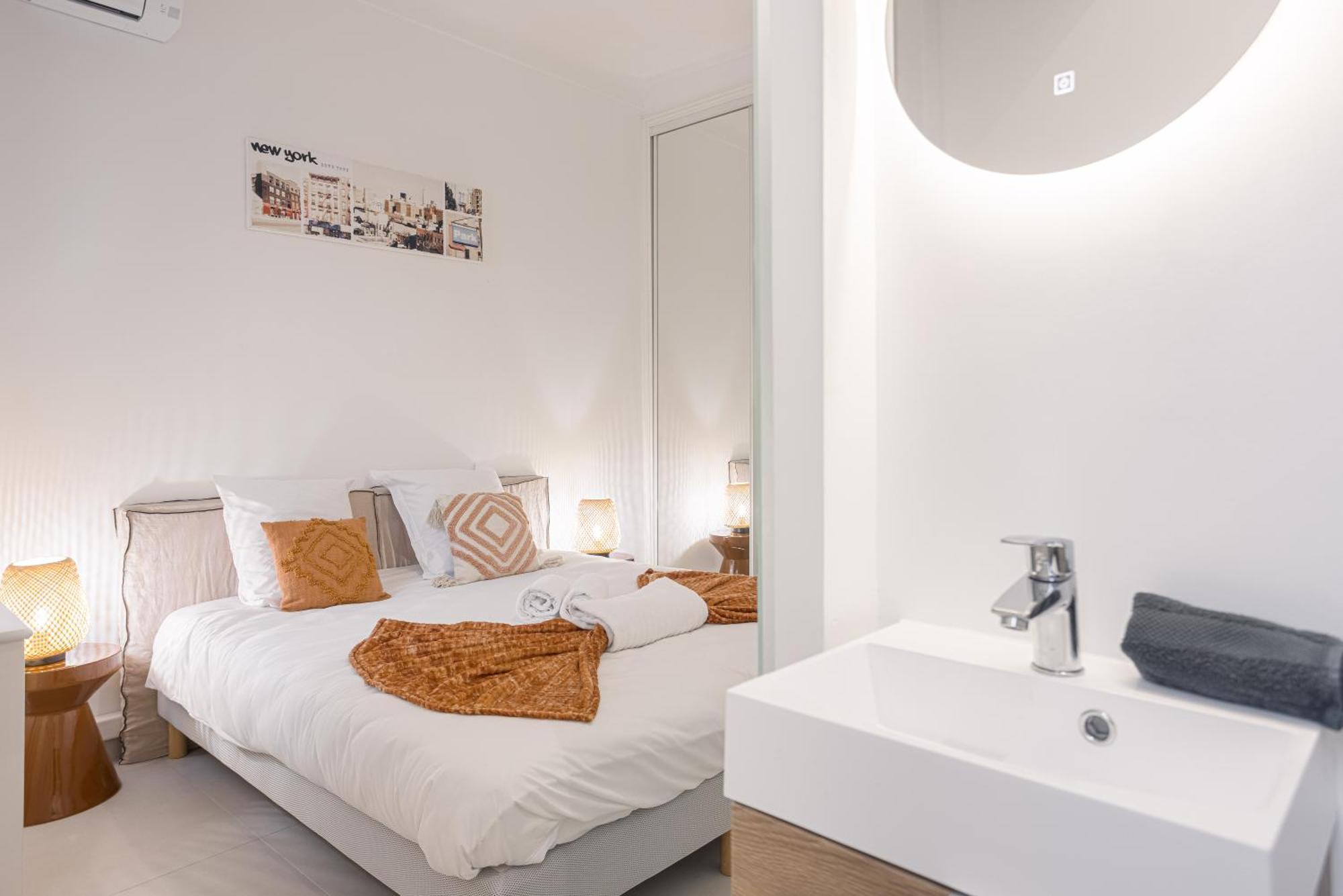 Josi - 2 Chambres, Central, 10mn Du Palais&plages, Neuf, Clim * Cannes
