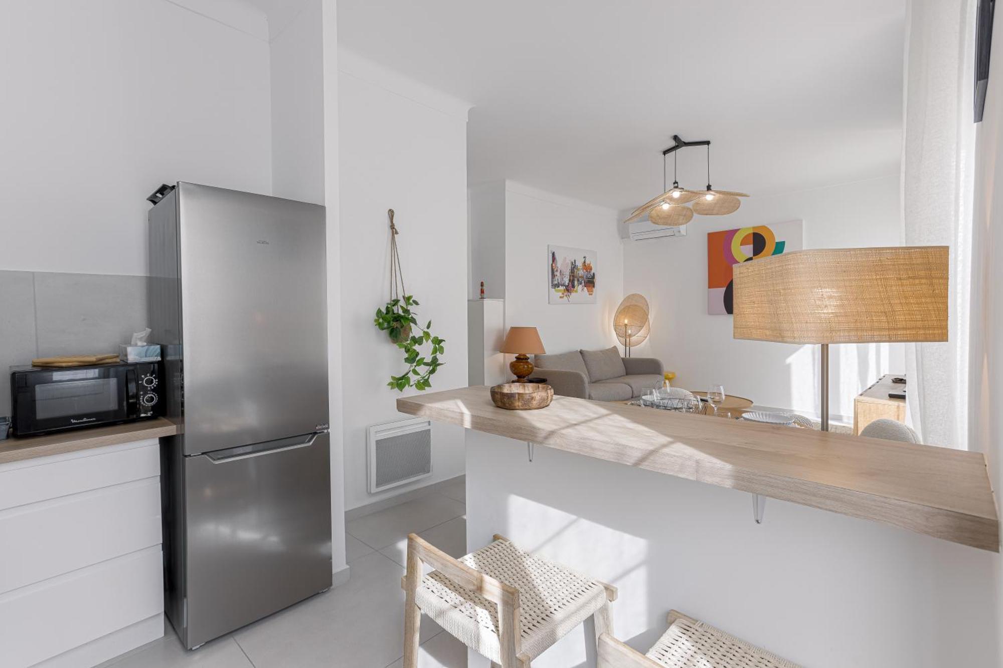 Appartement Josi - 2 Chambres, Central, 10mn Du Palais&plages, Neuf, Clim