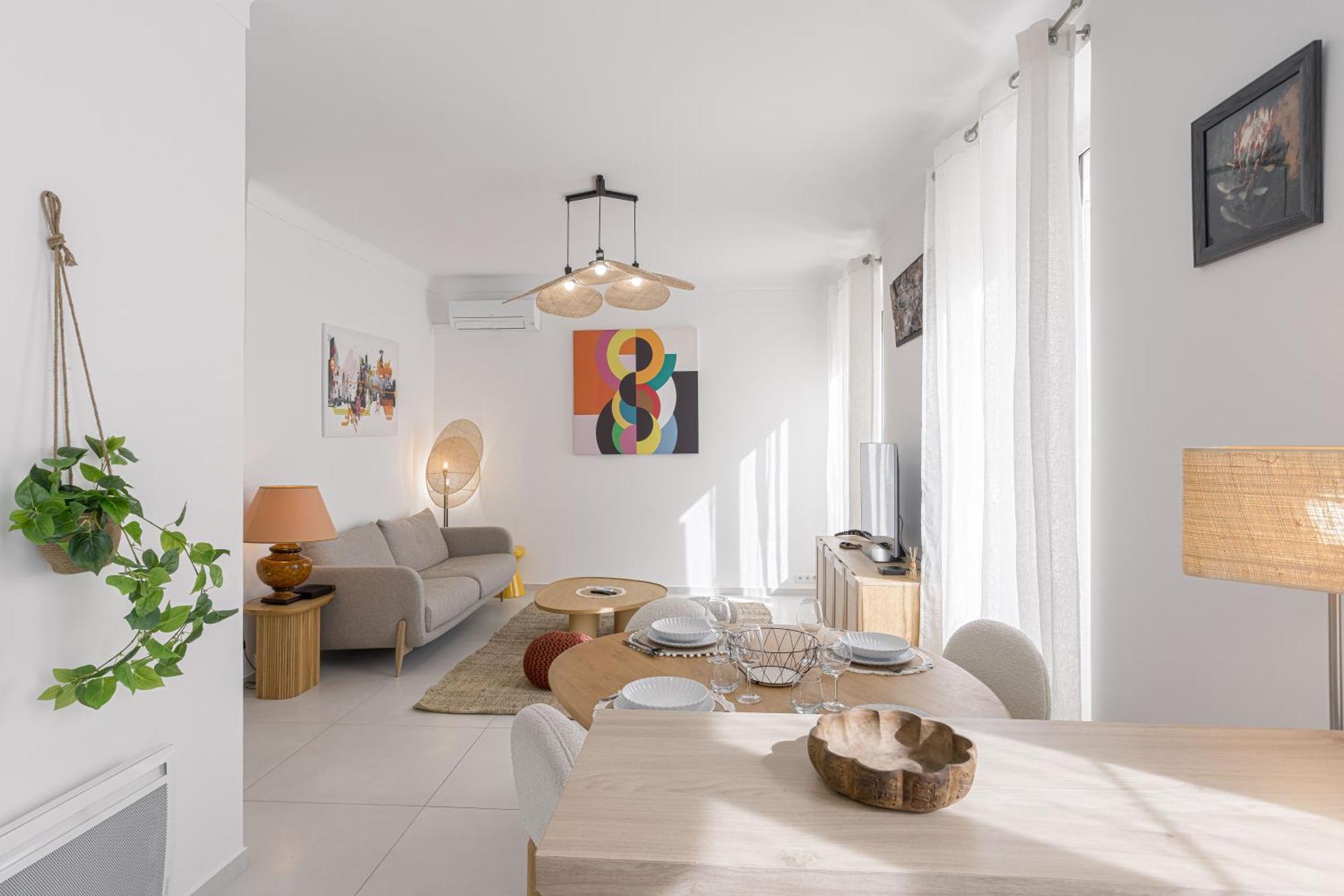 Appartement Josi - 2 Chambres, Central, 10mn Du Palais&plages, Neuf, Clim *